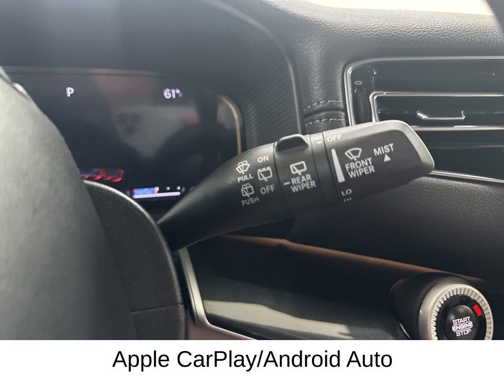 Used 2024 Jeep Wagoneer L 4WD image 40