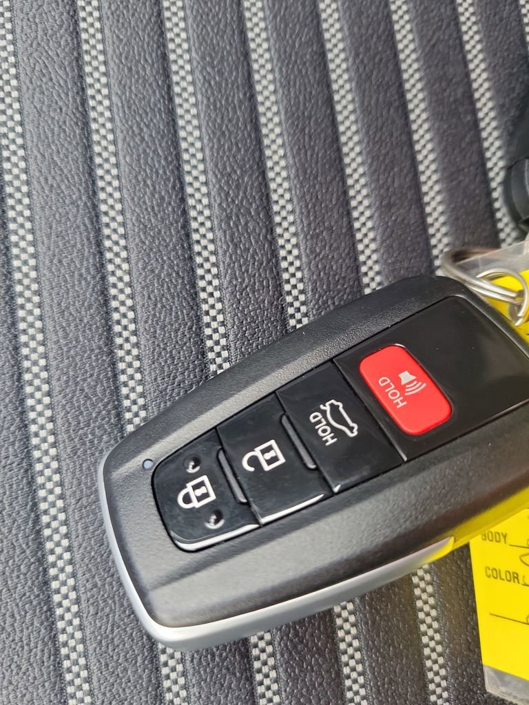 Certified 2024 Toyota Camry SE w/ Convenience Package image 35