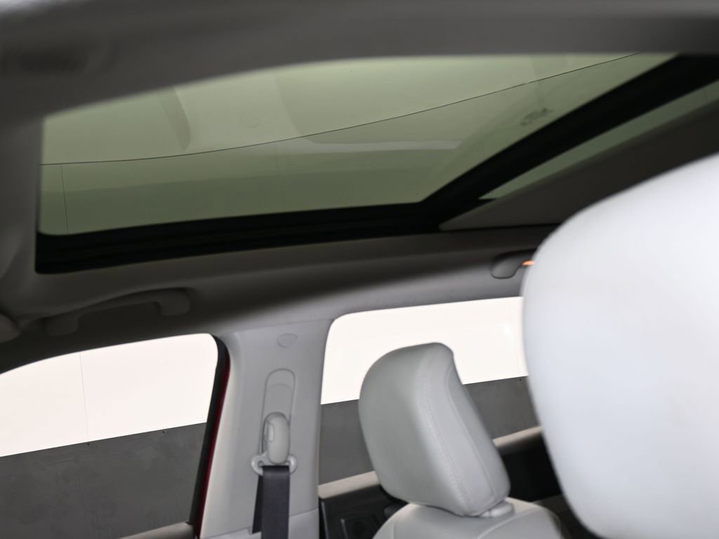 Used 2022 Jeep Compass Latitude w/ Sun and Sound Group image 11