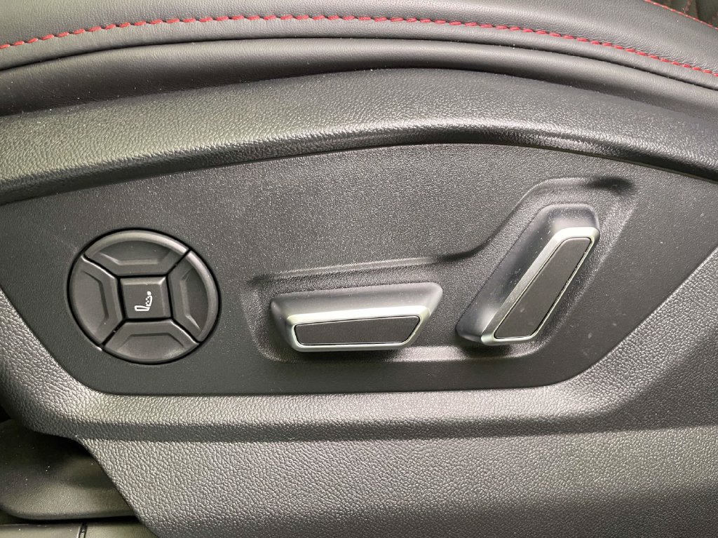 New 2026 Audi SQ8 Prestige AWD/4WD image 17