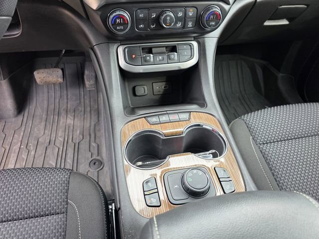 Used 2023 GMC Acadia SLE w/ Driver Convenience Package image 23