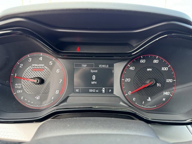 Used 2025 Chevrolet Trax RS w/ Sunroof Package image 16