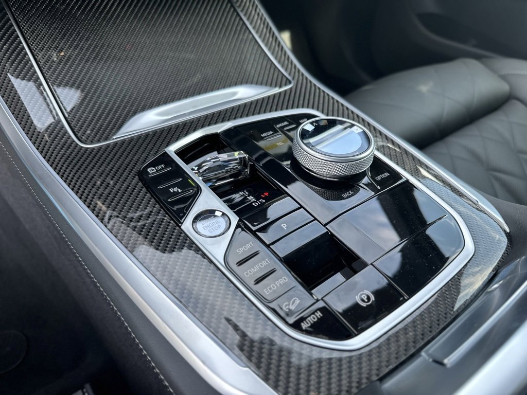 New 2026 BMW X5 M60i image 36