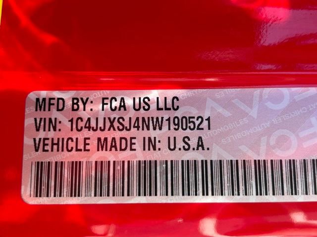 Certified 2022 Jeep Wrangler Unlimited Rubicon w/ Xtreme Recon 35" Tire Package image 32