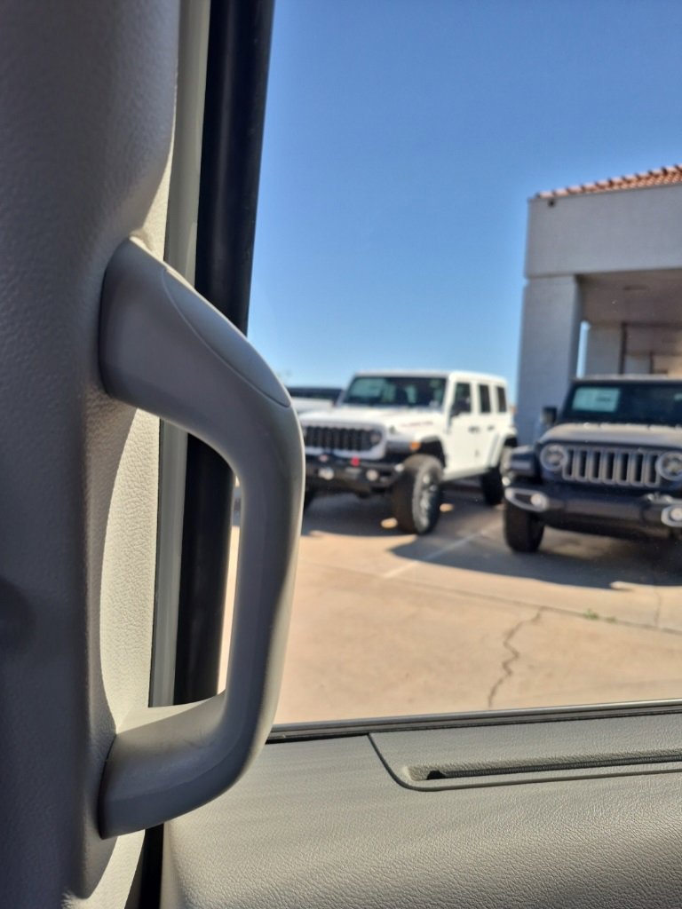 Certified 2024 Chrysler Pacifica Touring-L image 54