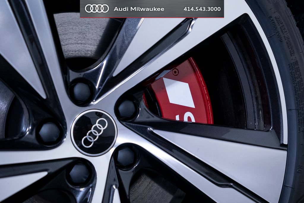 New 2026 Audi SQ5 Premium Plus AWD/4WD image 18