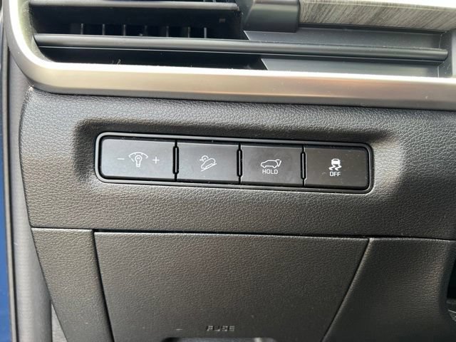 Certified 2024 Kia Telluride EX w/ EX Captain's Chair Package AWD/4WD image 12