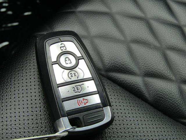 Used 2024 Ford Edge Titanium w/ Equipment Group 301A AWD/4WD image 27