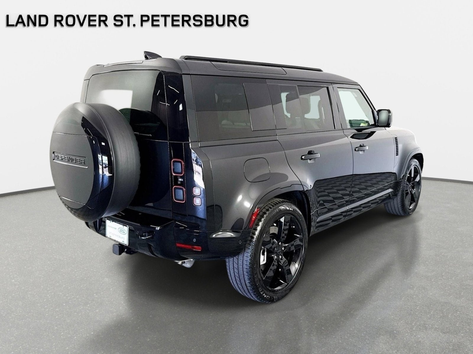 Used 2026 Land Rover Defender 110 X-Dynamic SE AWD/4WD image 5