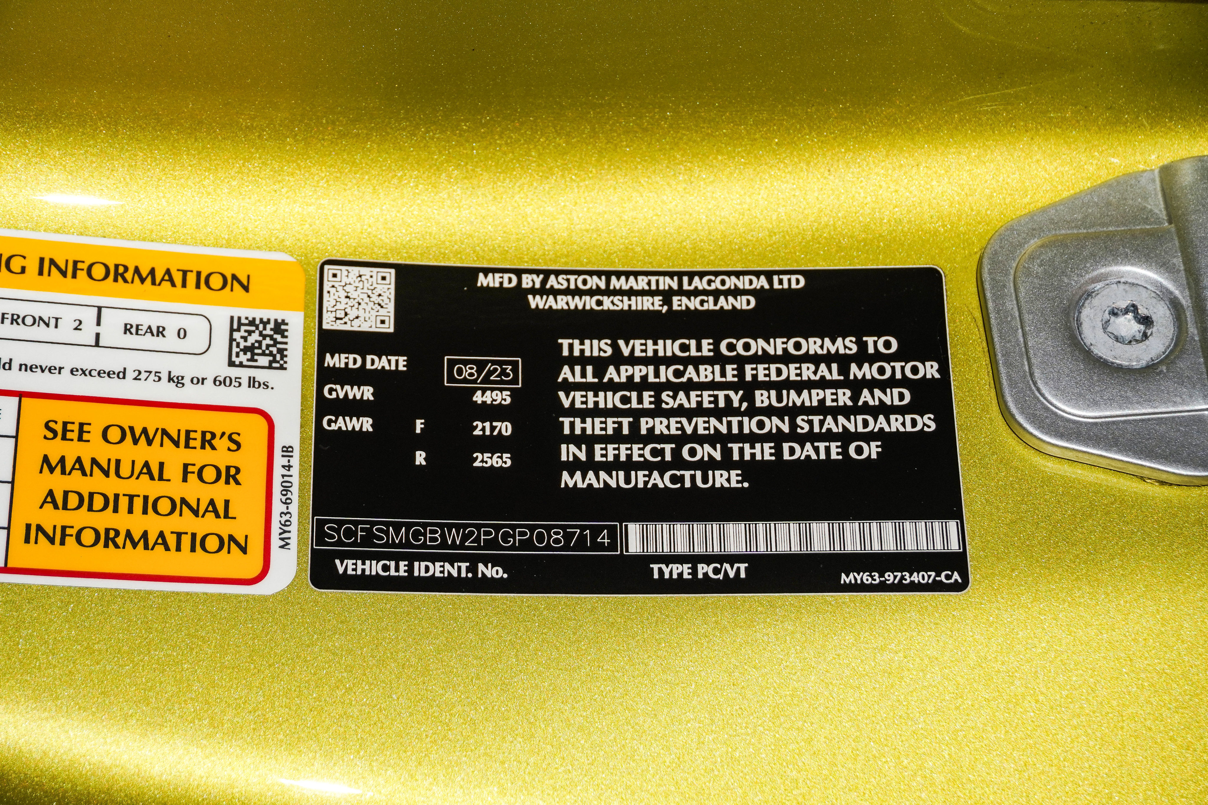 Used 2023 Aston Martin V8 Vantage Roadster RWD image 38