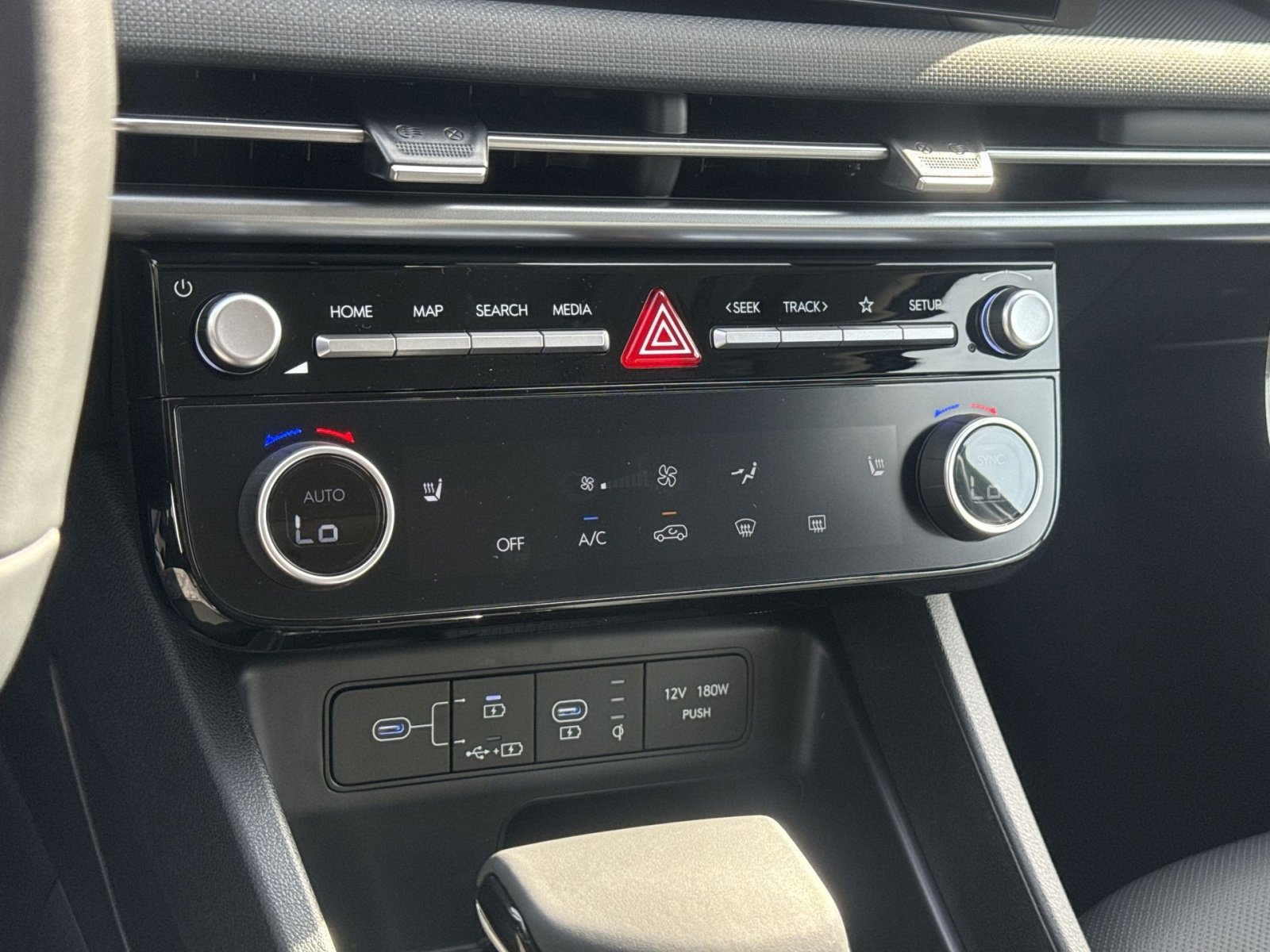 New 2026 Hyundai Tucson SEL image 21