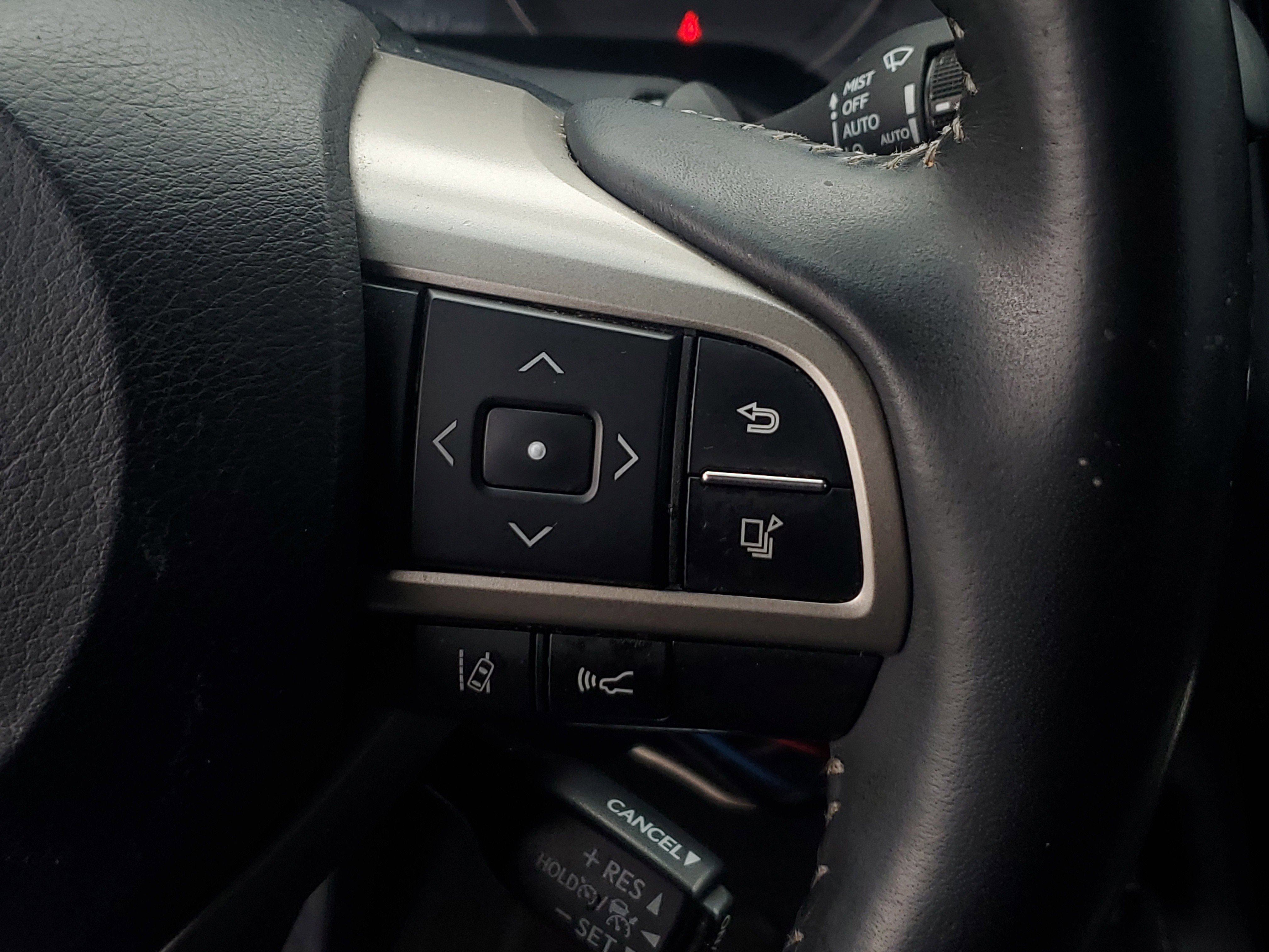 Used 2019 Lexus RX 450h AWD w/ Luxury Package image 30