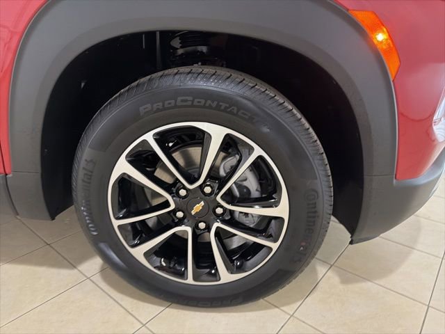 New 2026 Chevrolet TrailBlazer LT w/ Driver Confidence Package FWD image 28