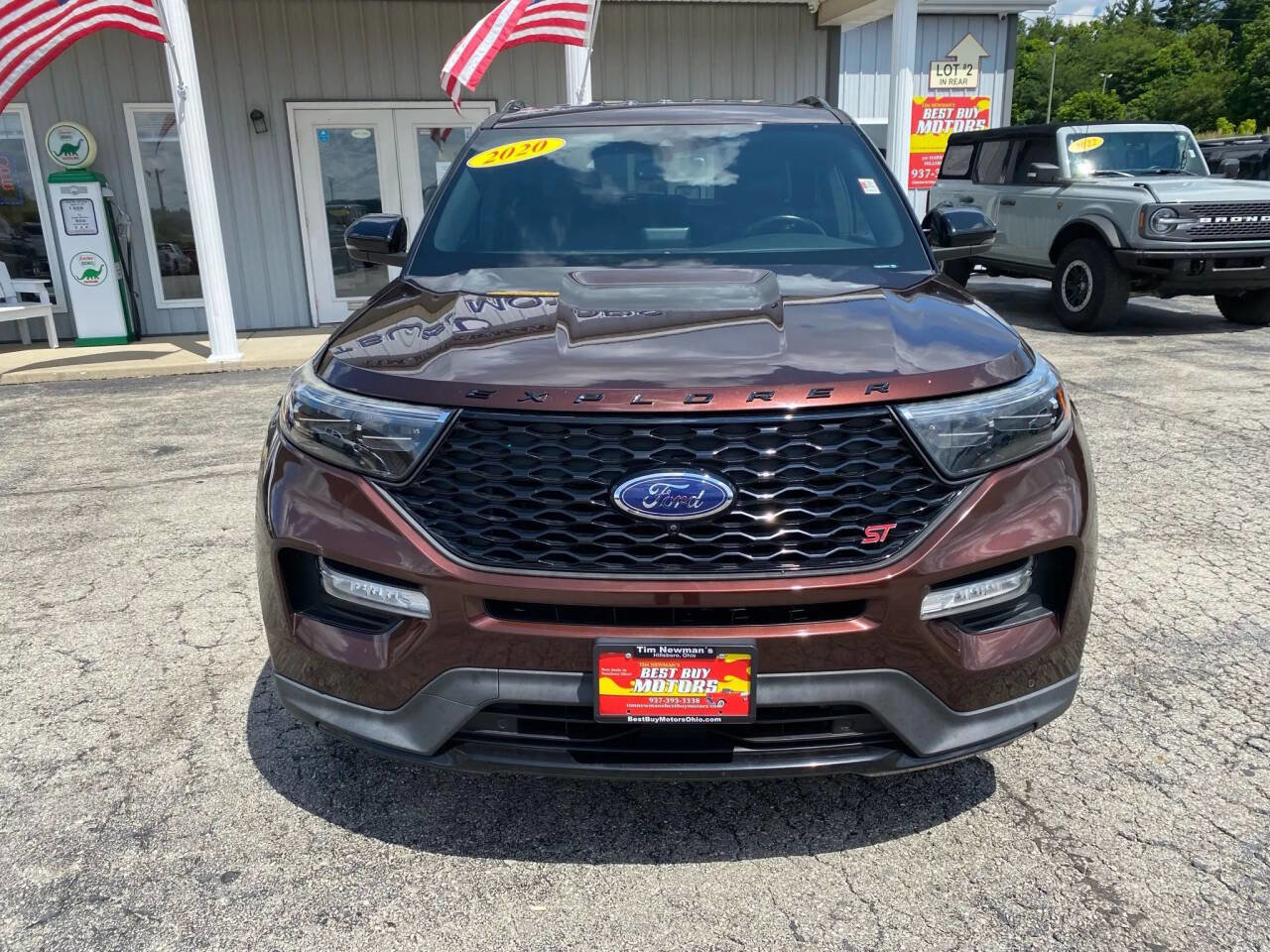 Used 2020 Ford Explorer ST w/ ST Street Pack image 11