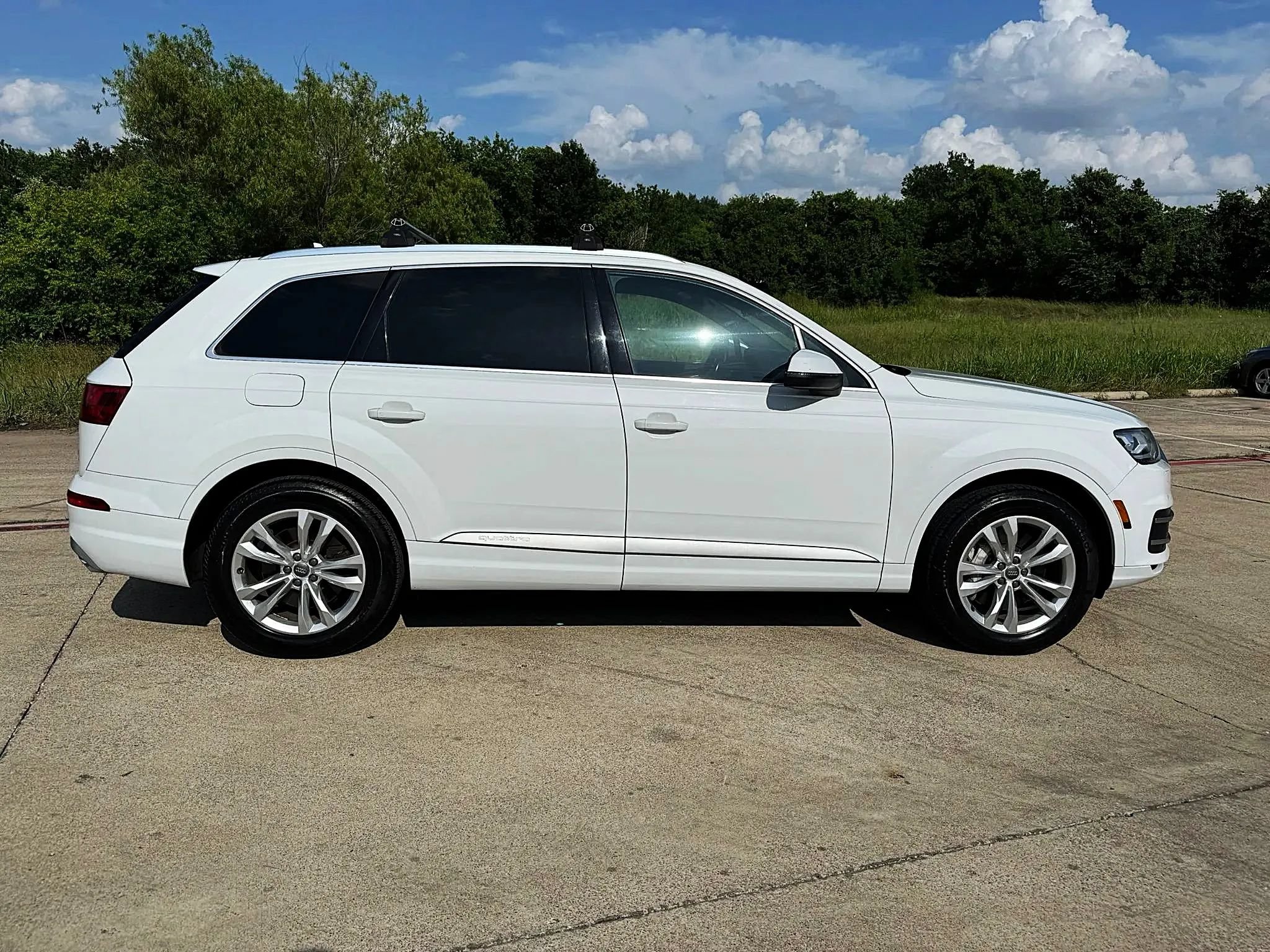 Used 2017 Audi Q7 3.0T Premium AWD/4WD image 3