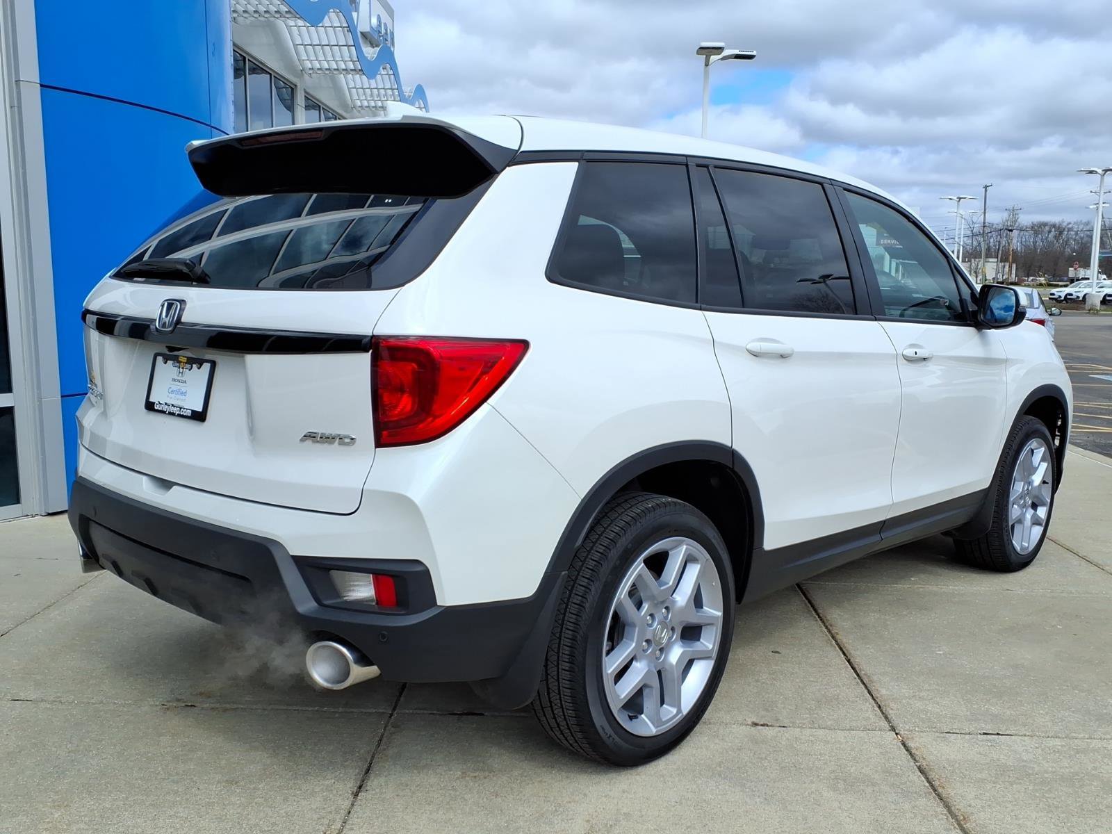 Certified 2025 Honda Passport EX-L image 12