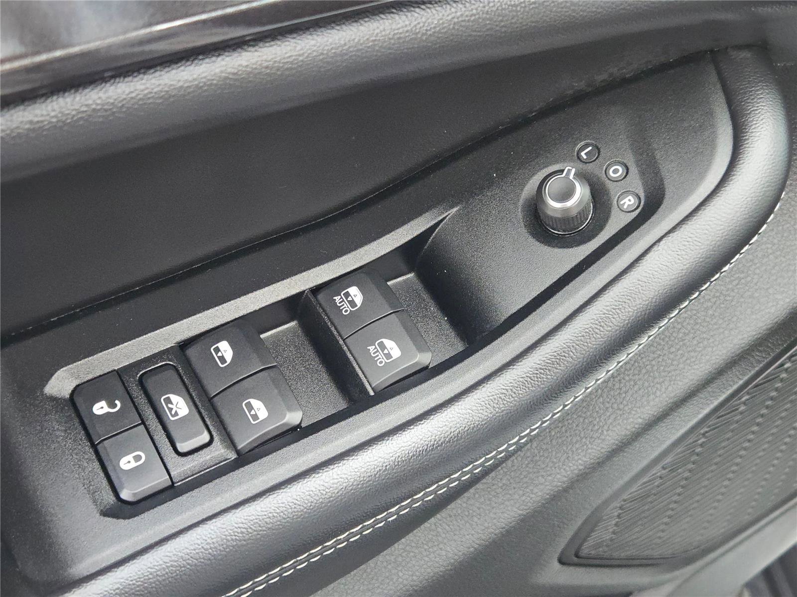 Certified 2023 Jeep Grand Cherokee L Laredo image 28