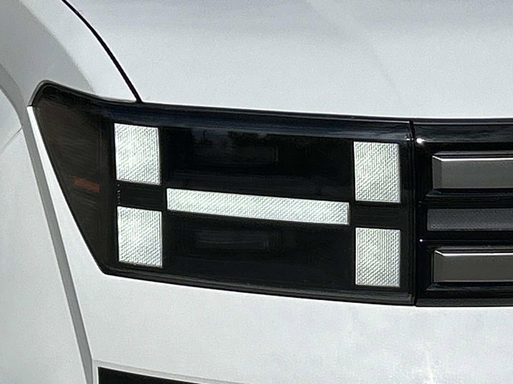 New 2026 Hyundai Santa Fe SE image 9