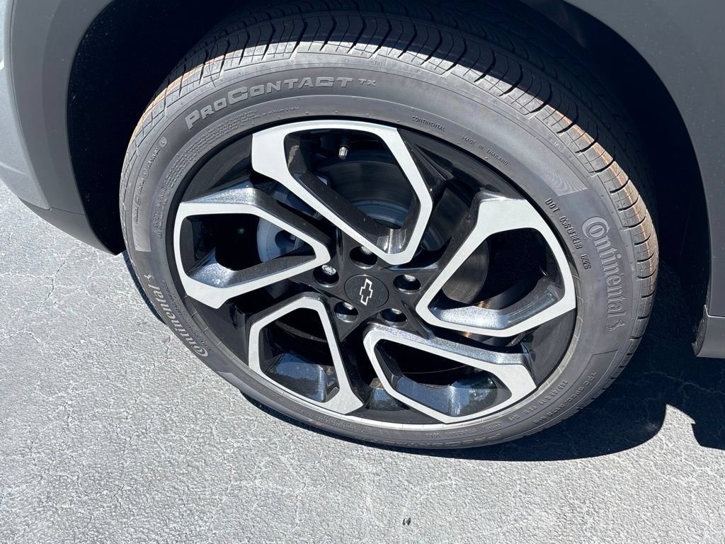New 2026 Chevrolet Trax RS w/ Driver Confidence Package FWD image 11