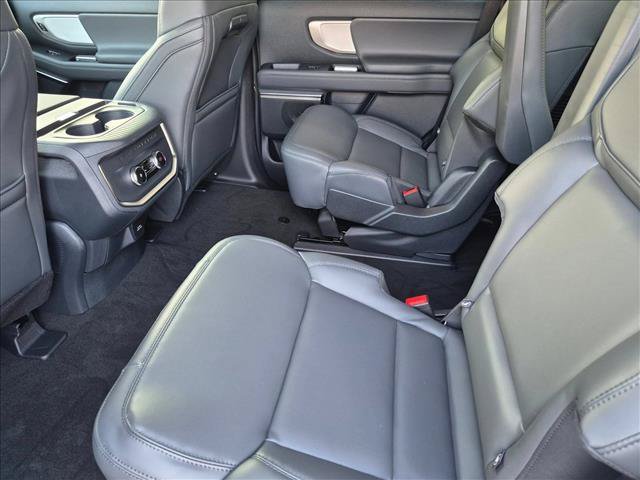 New 2026 Ford Expedition Active RWD image 14