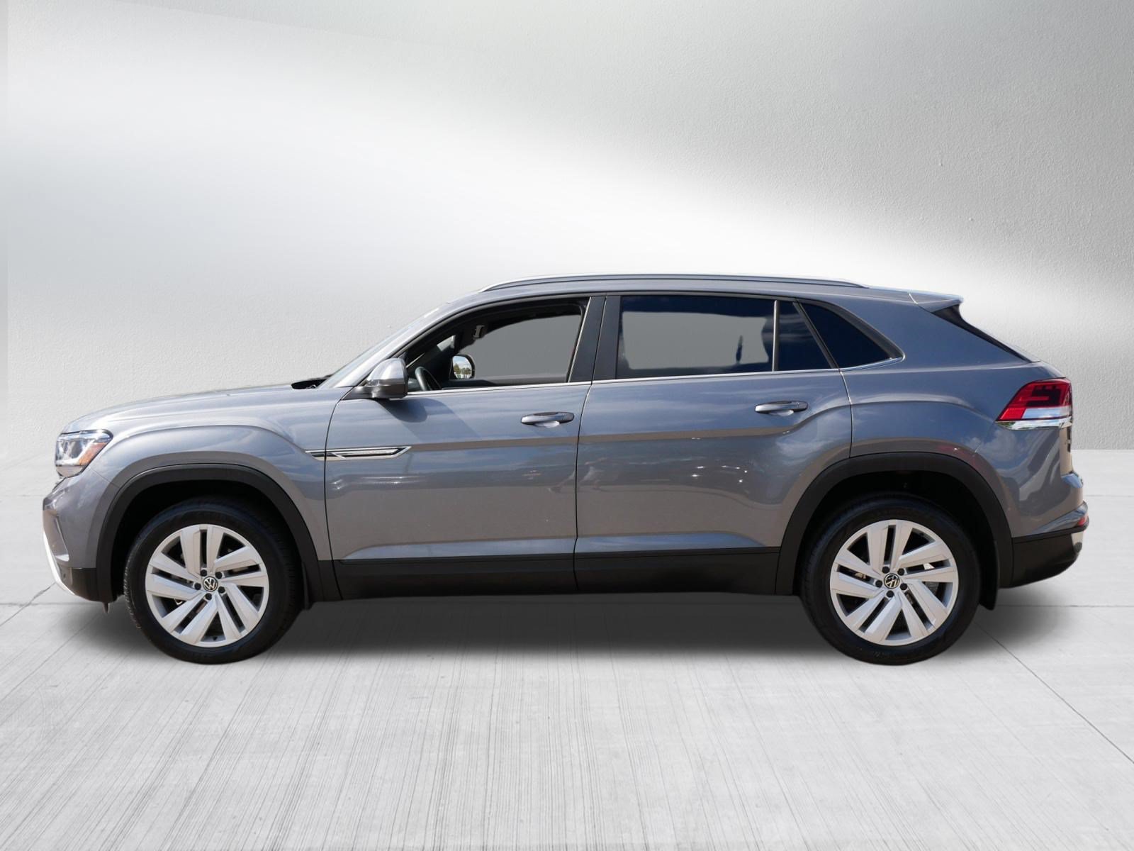 Used 2021 Volkswagen Atlas Cross Sport SE AWD/4WD image 4