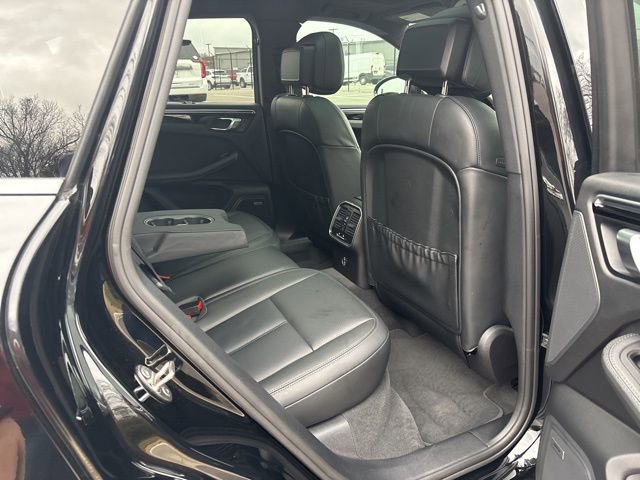 Used 2020 Porsche Macan S image 10