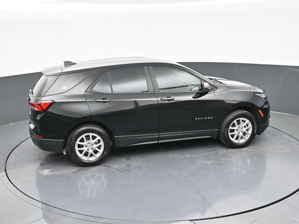 Used 2024 Chevrolet Equinox LS AWD/4WD image 52