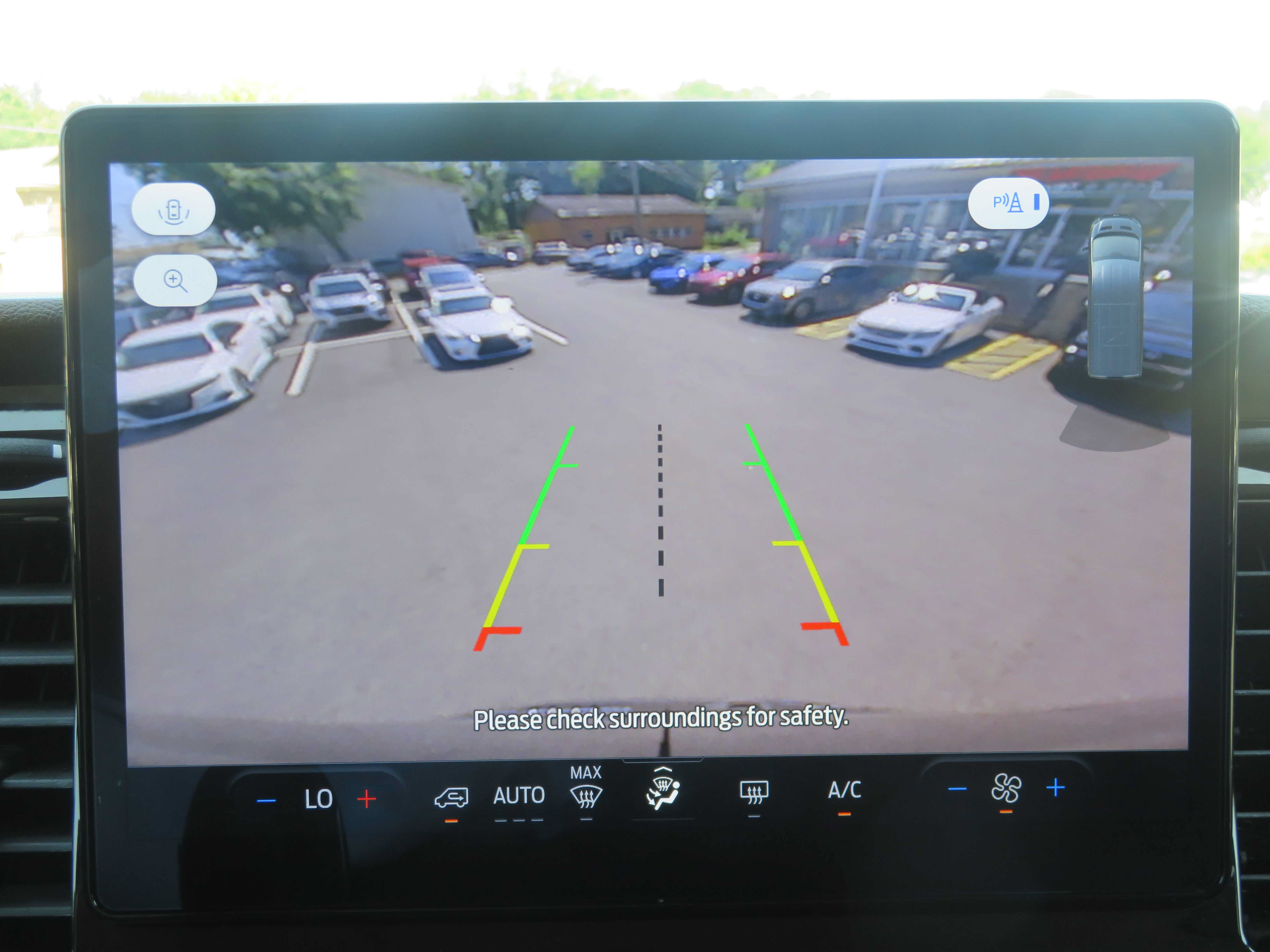 Used 2025 Ford Transit 350 XLT RWD image 42