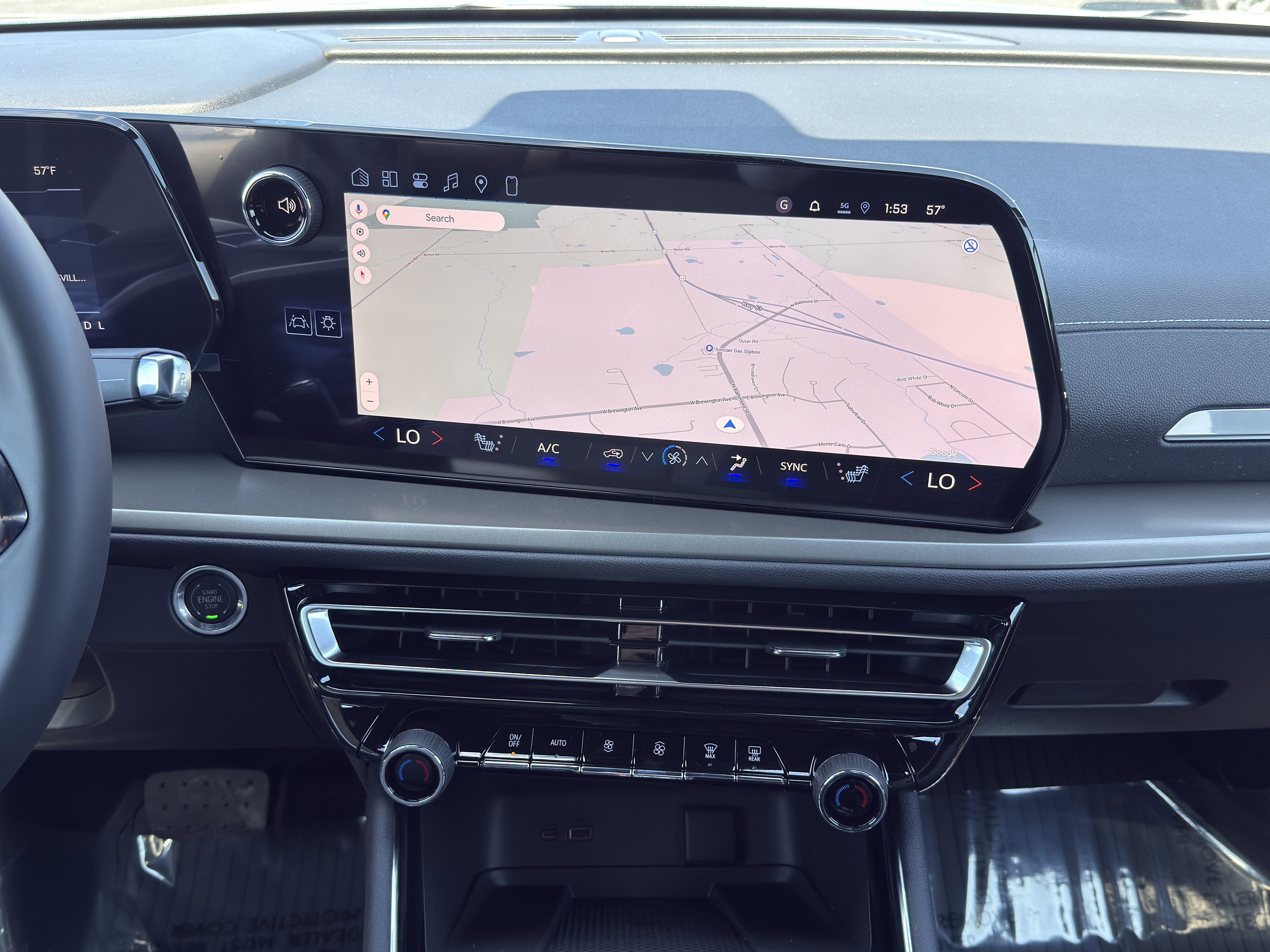 New 2026 Chevrolet Traverse LT image 24
