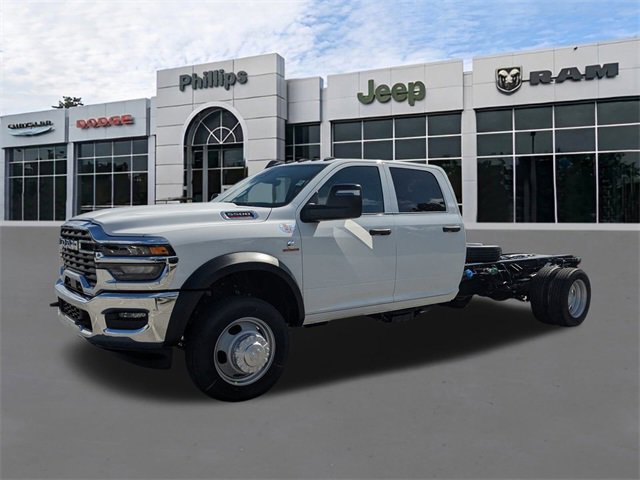 New 2026 RAM 5500 Tradesman w/ Chrome Appearance Group image 8
