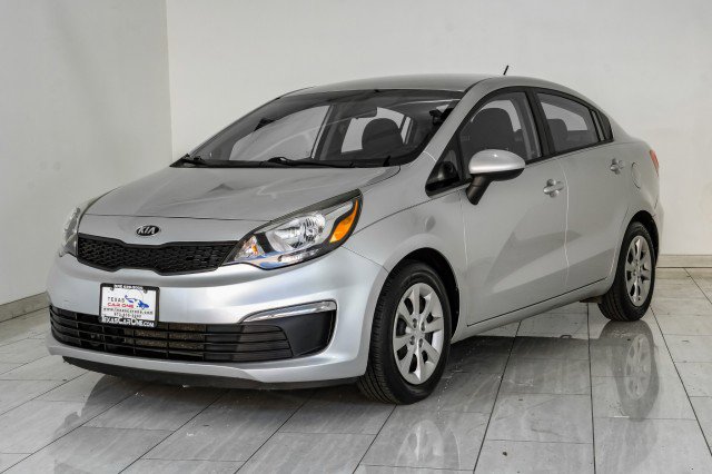 Used 2017 Kia Rio LX image 4