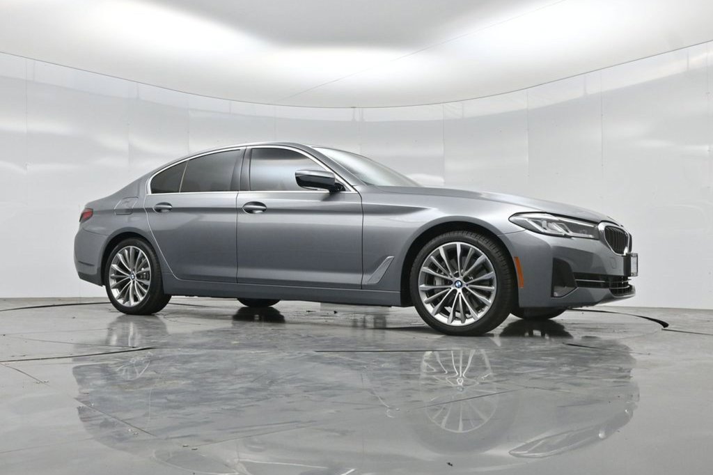 Used 2023 BMW 540i w/ Convenience Package RWD image 15