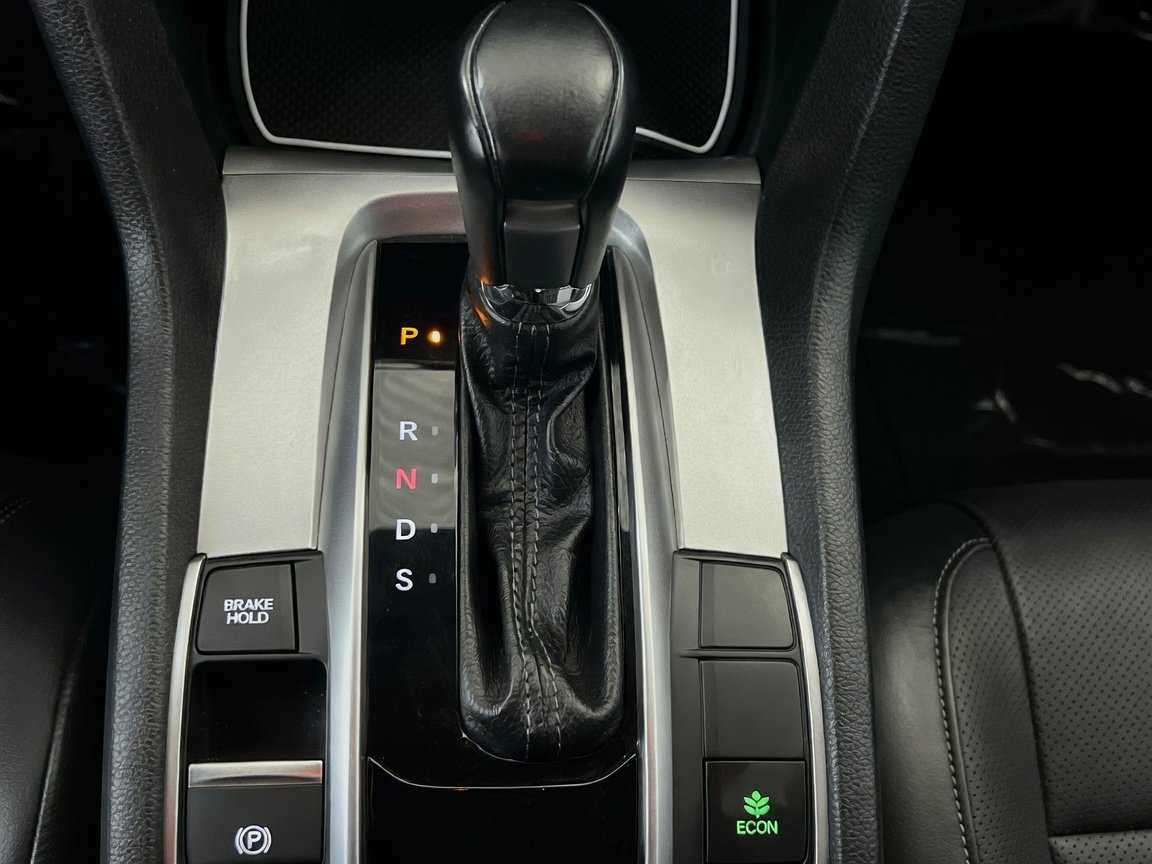 Used 2018 Honda Civic Sport Touring image 13