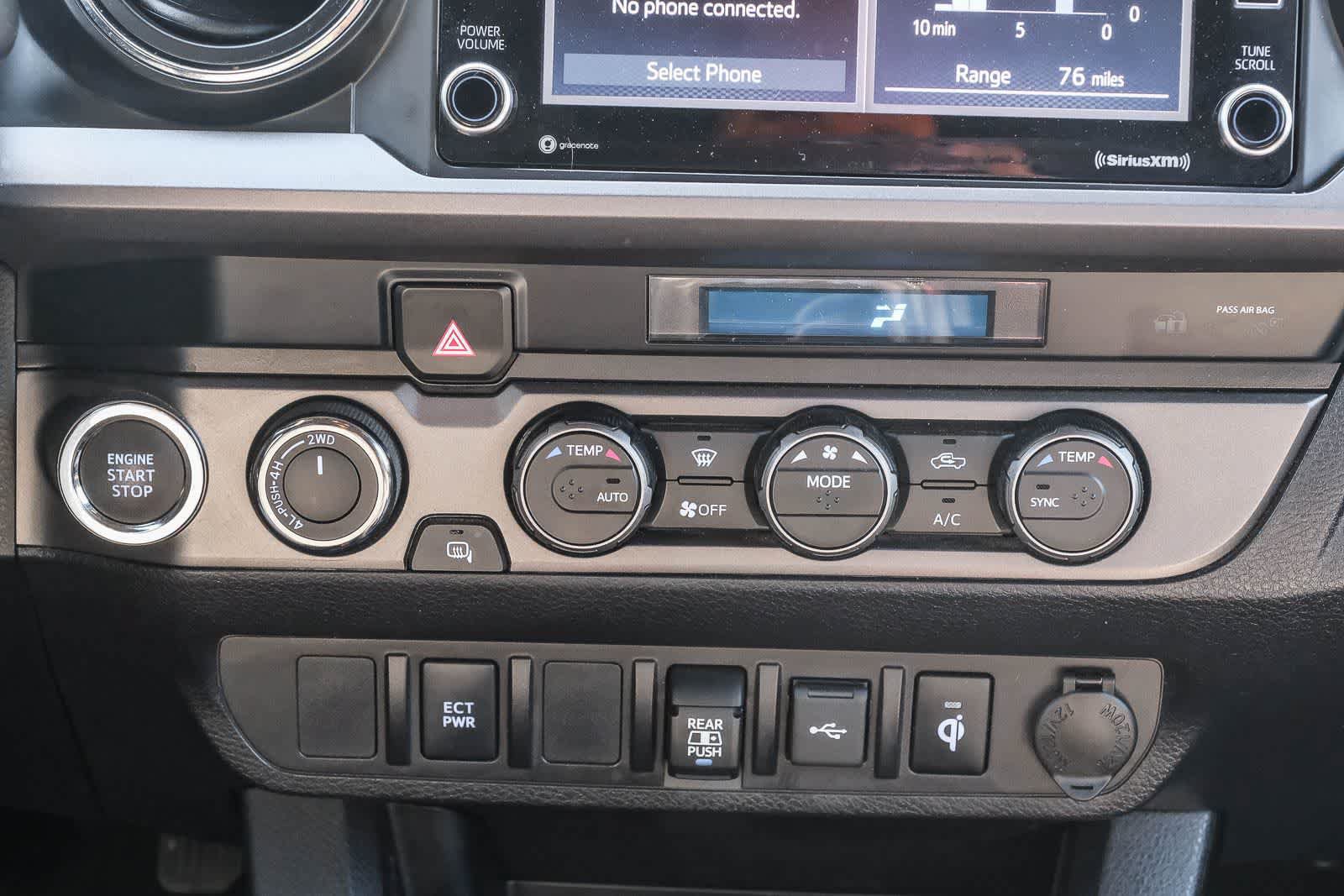 Certified 2022 Toyota Tacoma TRD Off-Road AWD/4WD image 16