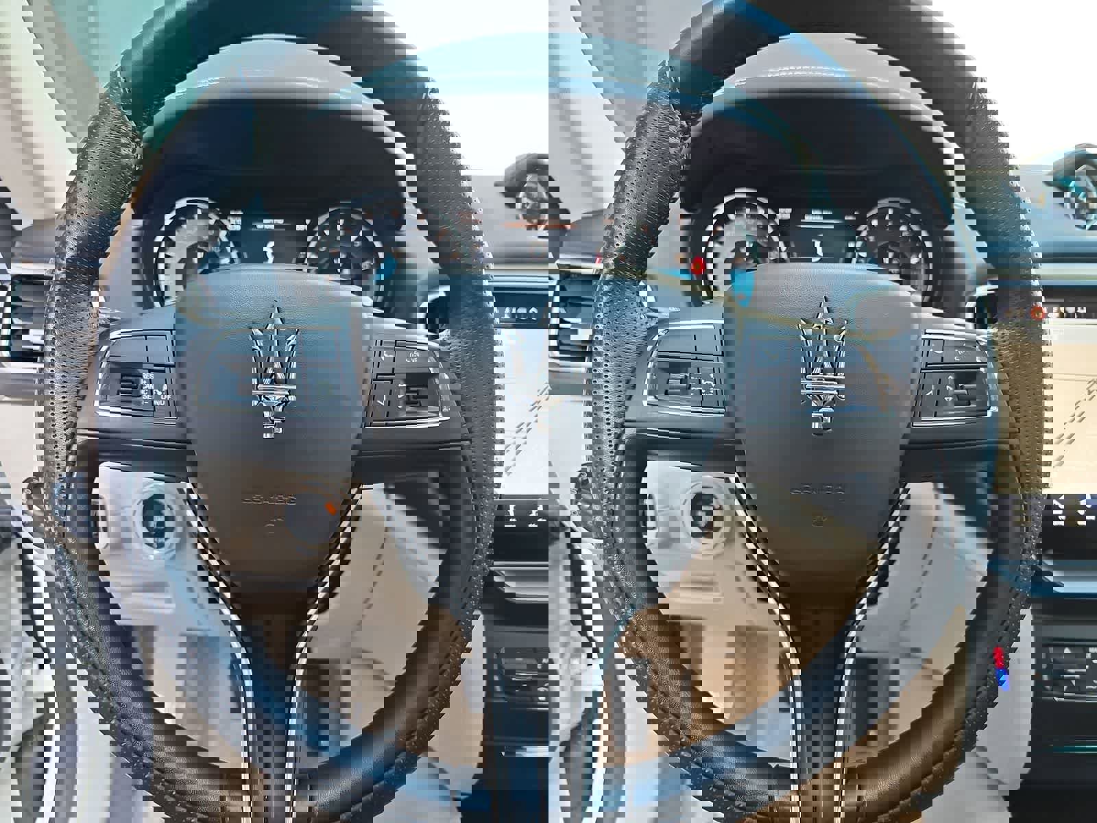 Used 2021 Maserati Ghibli S image 19