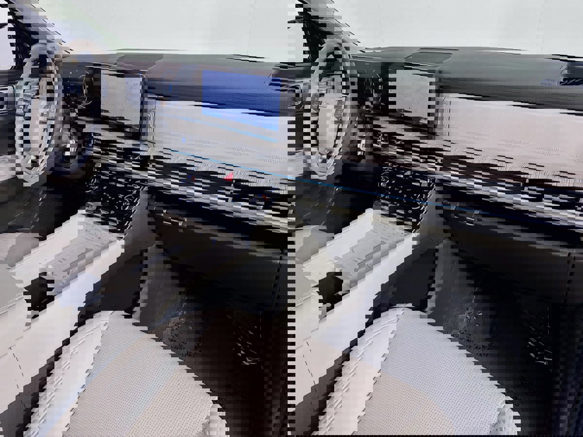 Used 2024 Hyundai Santa Fe Calligraphy image 38