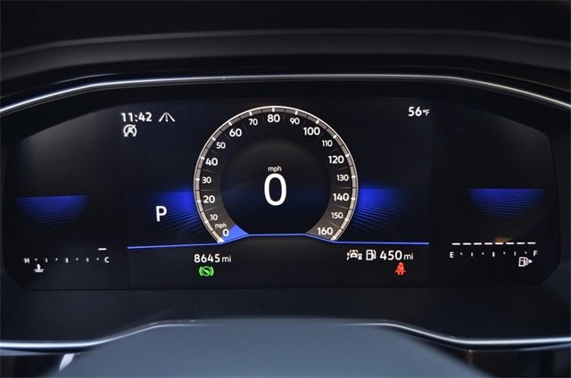 Certified 2024 Volkswagen Jetta SE w/ Panoramic Sunroof Package image 12