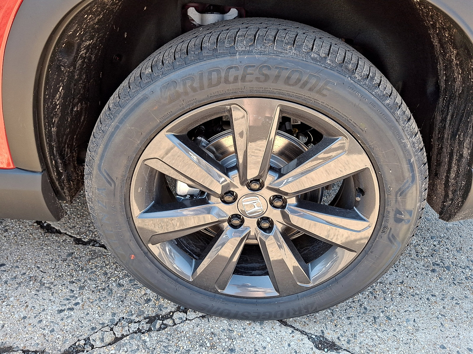 New 2026 Honda Pilot Sport image 5