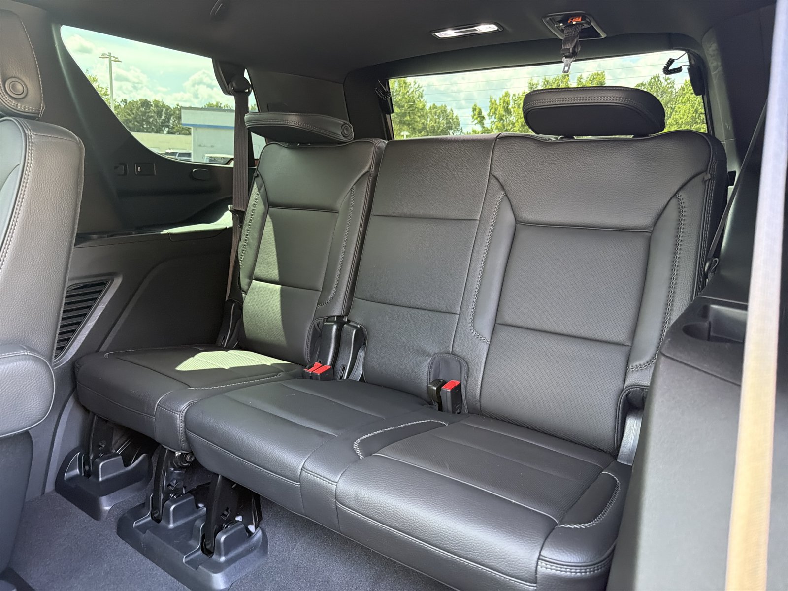Used 2023 GMC Yukon Denali w/ Denali Reserve Package AWD/4WD image 29