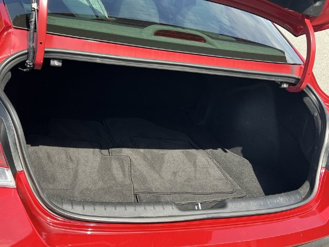 Used 2025 Hyundai Elantra SEL FWD image 38