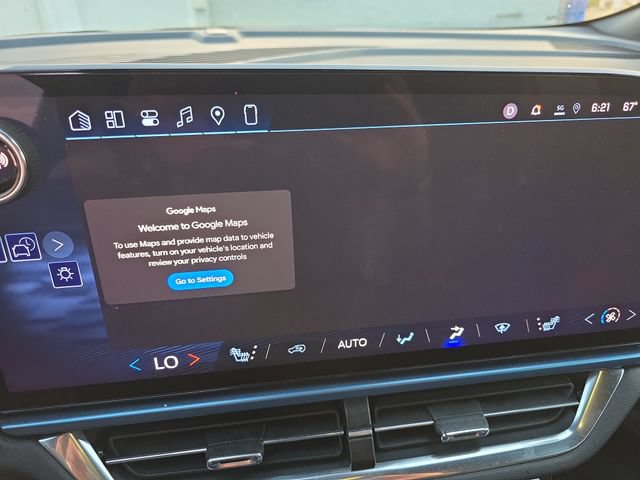 Certified 2024 Chevrolet Equinox EV LT FWD image 22