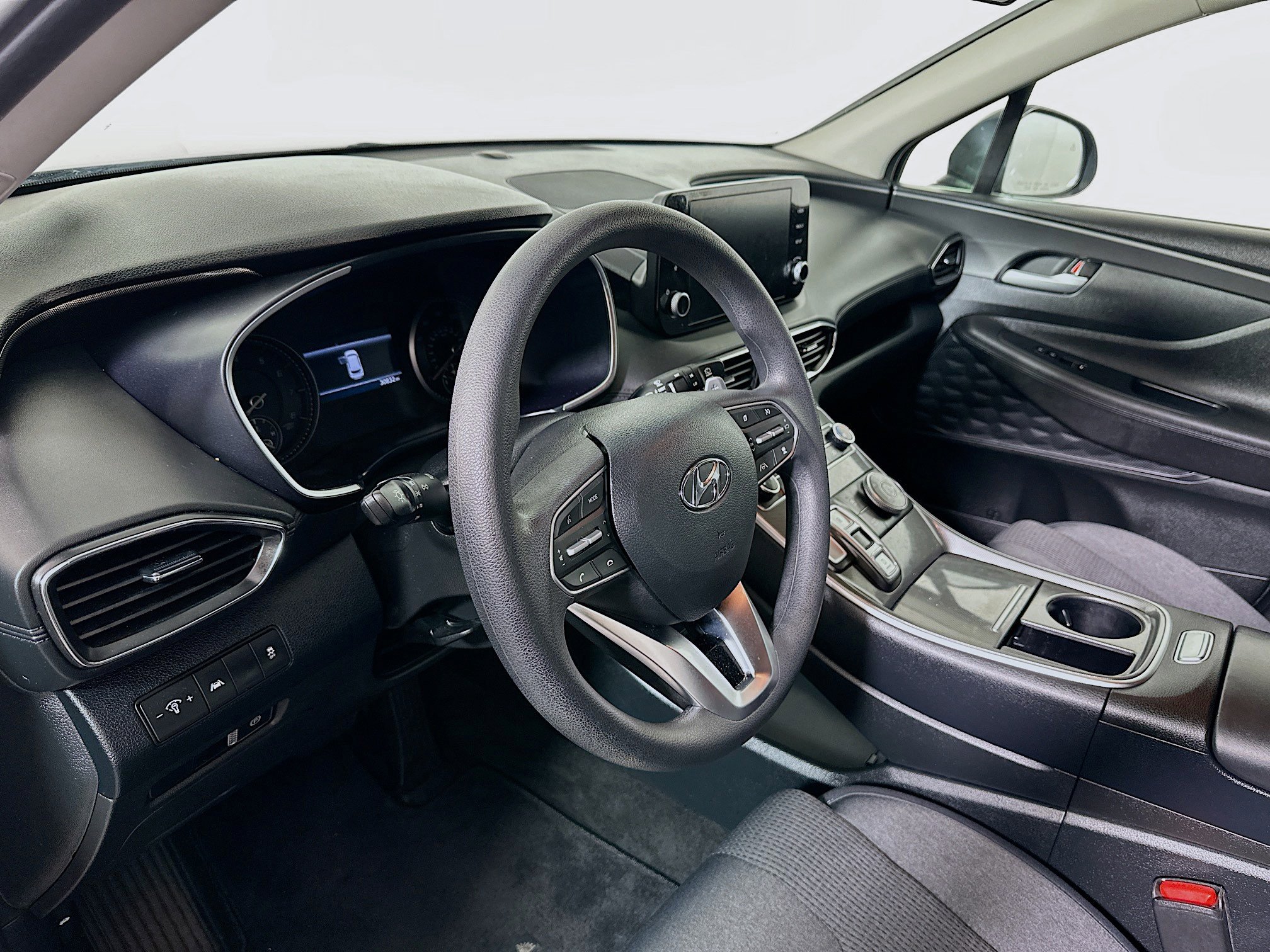 Certified 2023 Hyundai Santa Fe SE w/ Cargo Package image 9