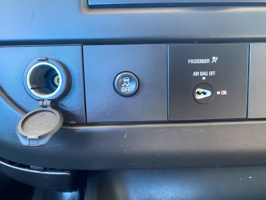 Used 2014 Chevrolet Express 3500 RWD image 24