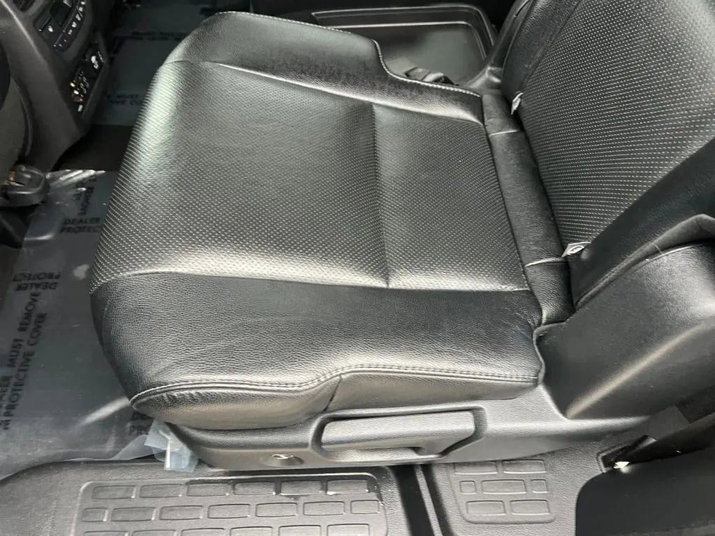 Used 2017 Honda Pilot Elite image 24