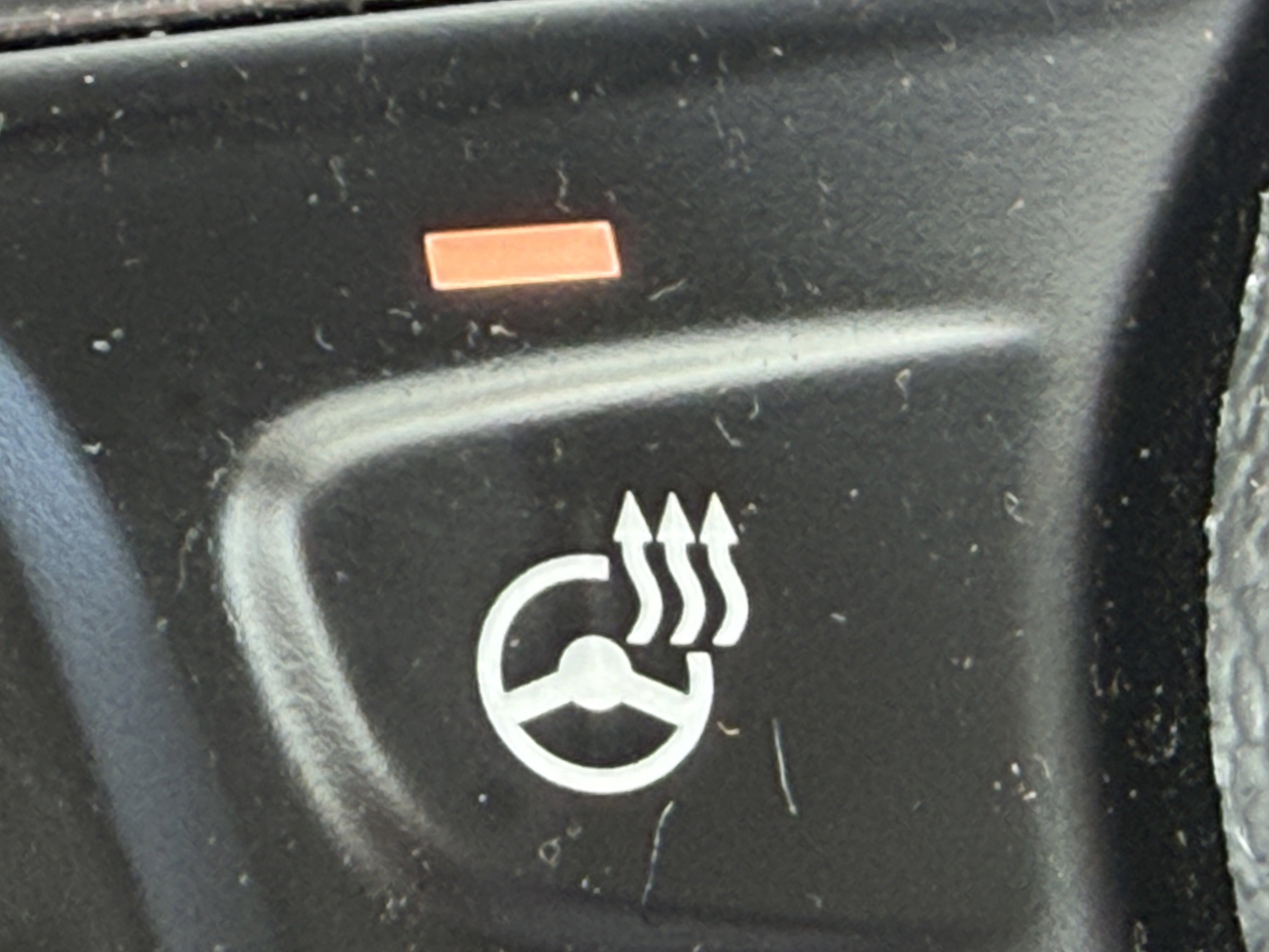 Used 2024 Chevrolet Equinox LT image 33