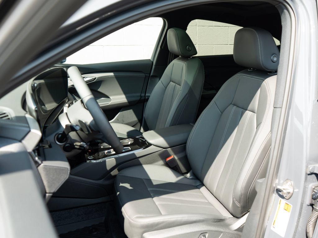 New 2027 Audi Q6 e-tron Premium AWD/4WD image 8