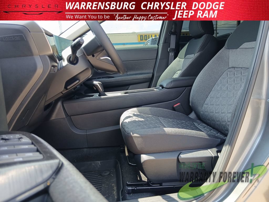 Used 2026 Nissan Kicks SV FWD image 13