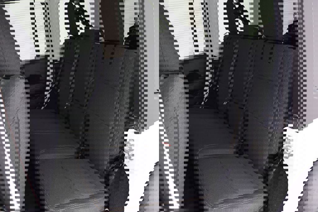 Used 2024 Jeep Wrangler Unlimited image 12