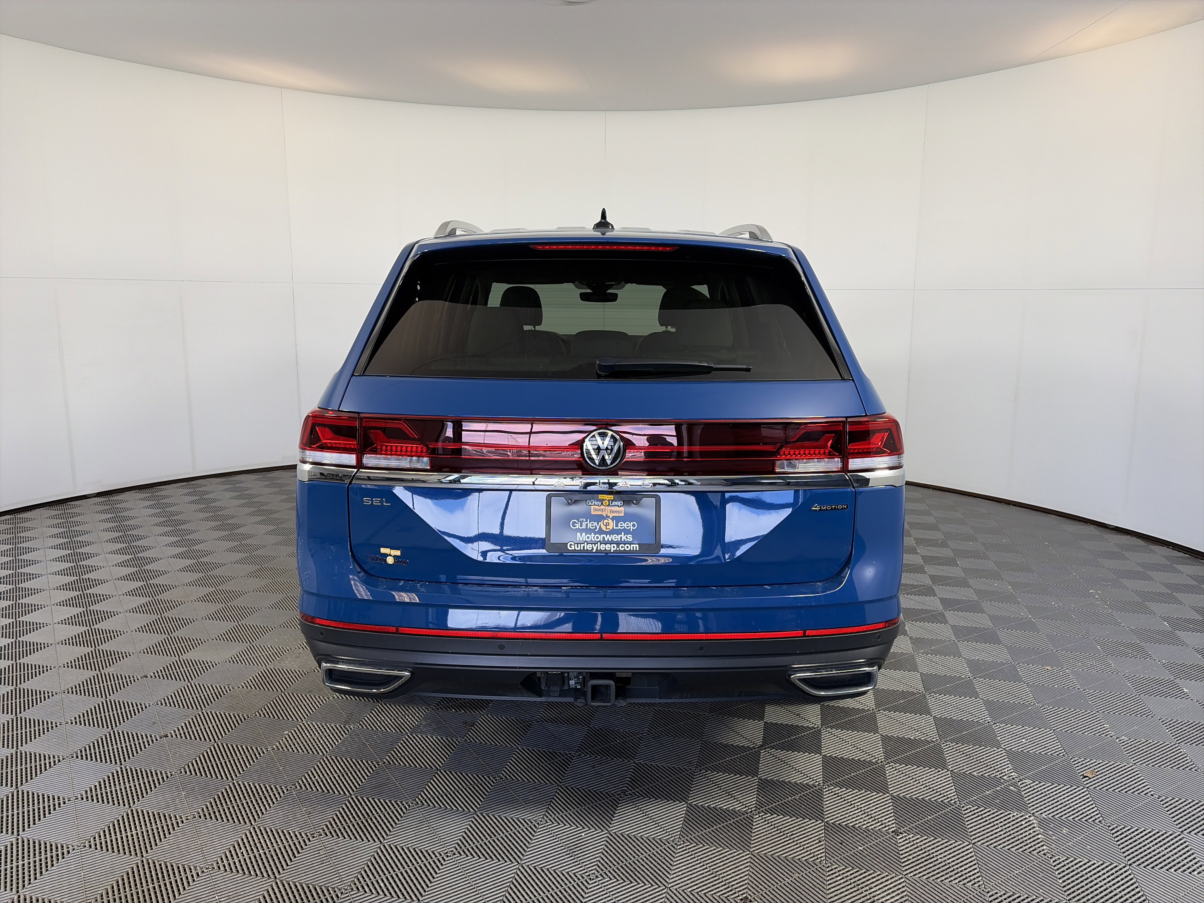 Used 2025 Volkswagen Atlas SEL image 10