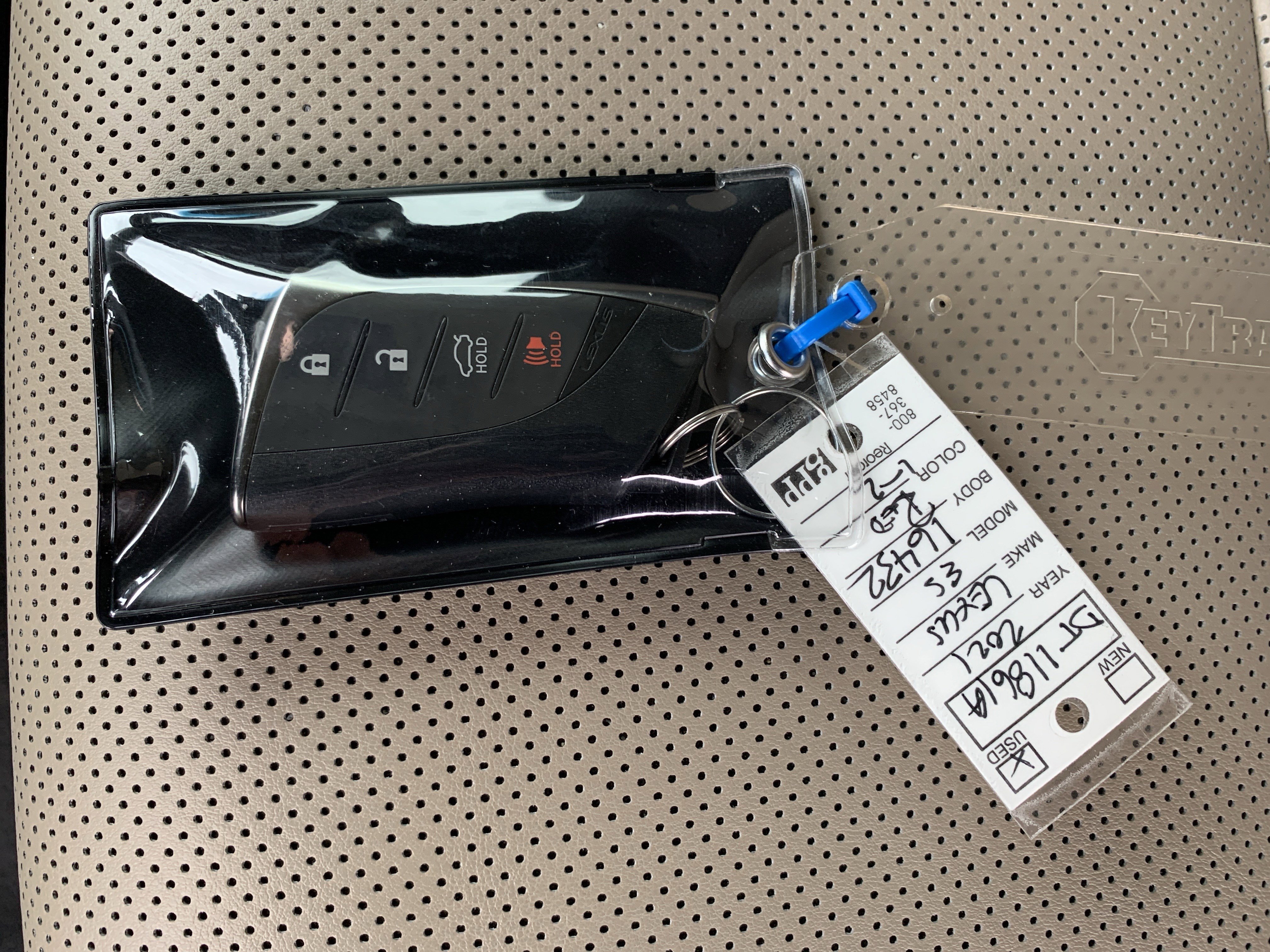 Certified 2021 Lexus ES 250 w/ Premium Package image 37